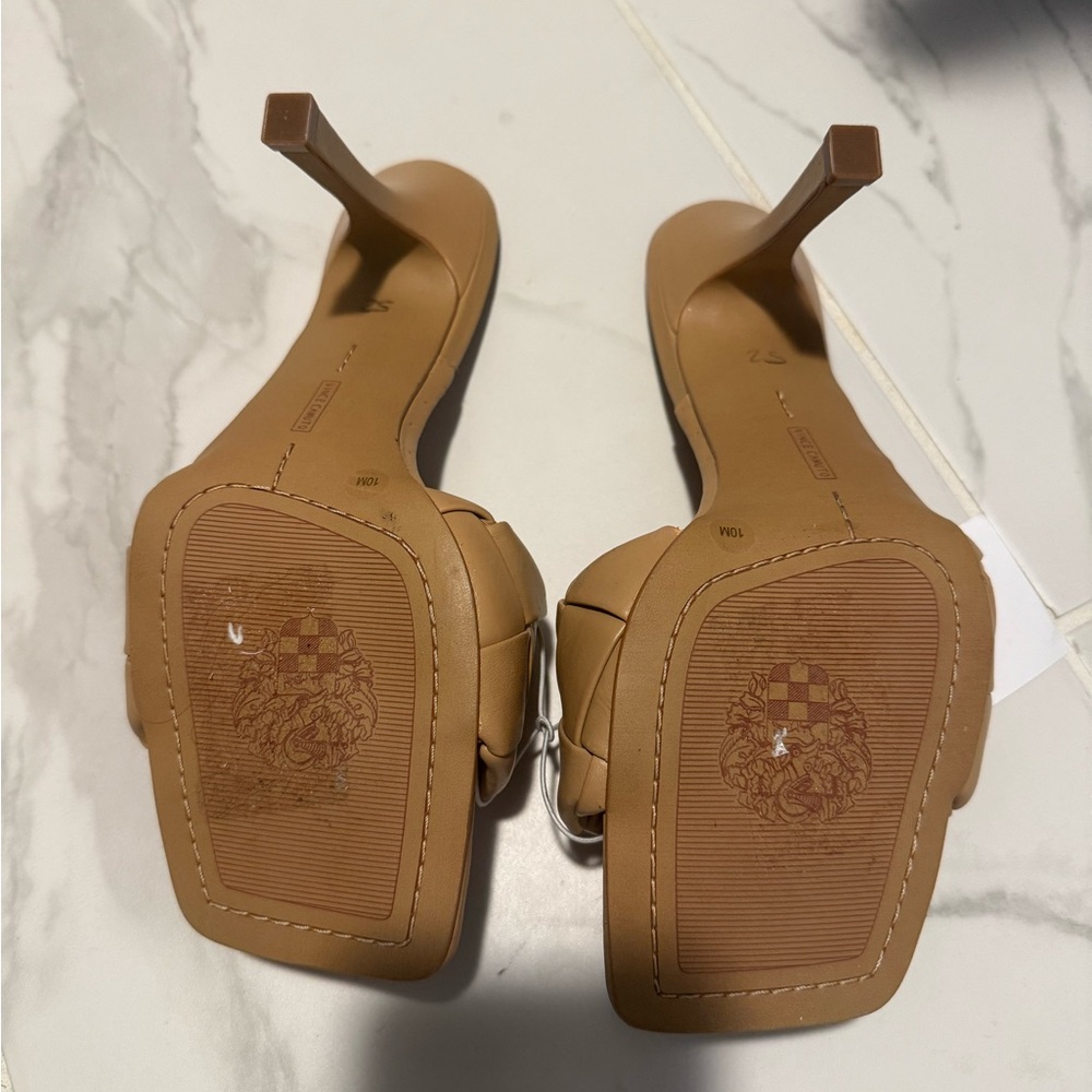 Vince Camuto Brelanie Braided Strap Sandal Size 10 - Picture 3 of 4